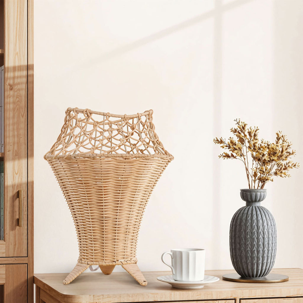 Lightsin Net-Pattern Fish-Mouth Design Rattan Table Lamp