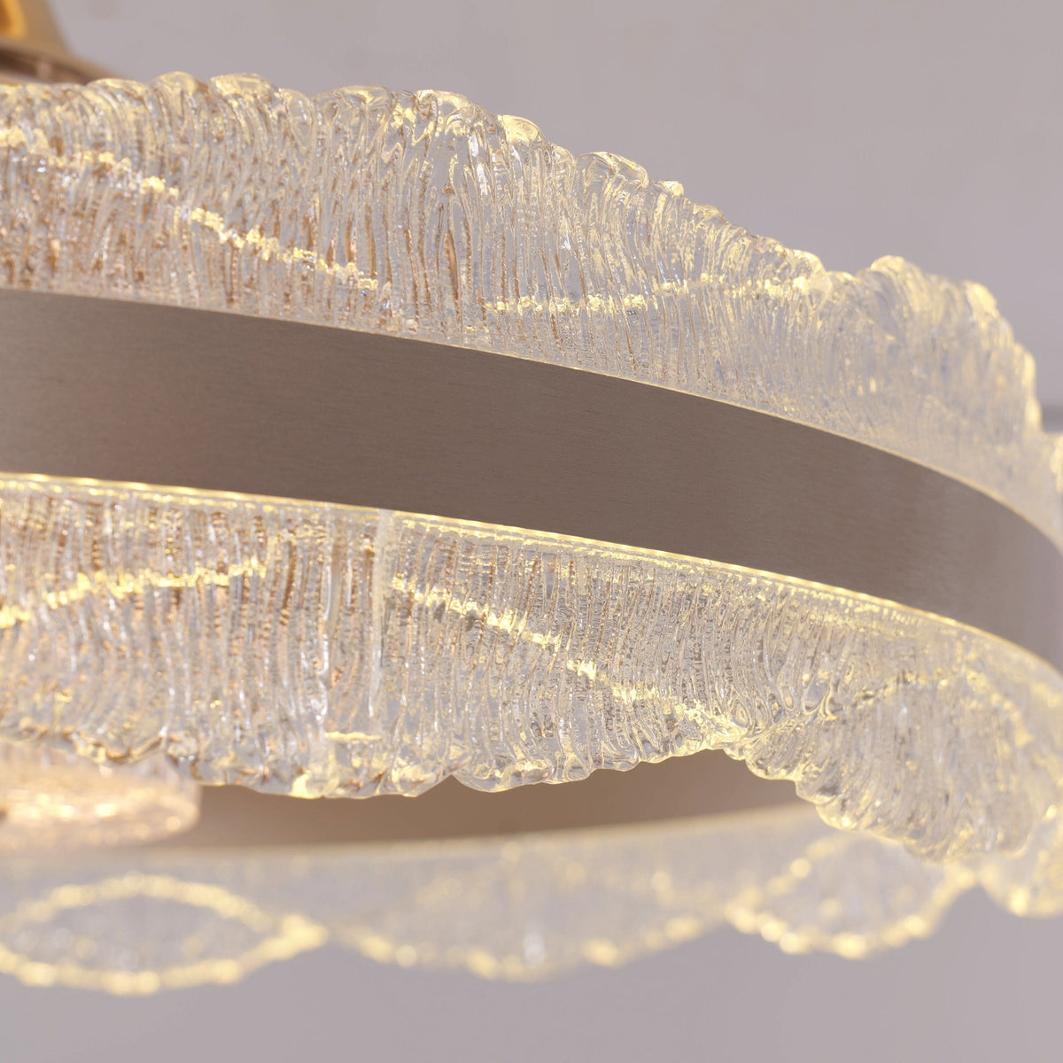 Lightsin Luxury Gold Frame LED Ceiling Fan Light with Retractable Blades