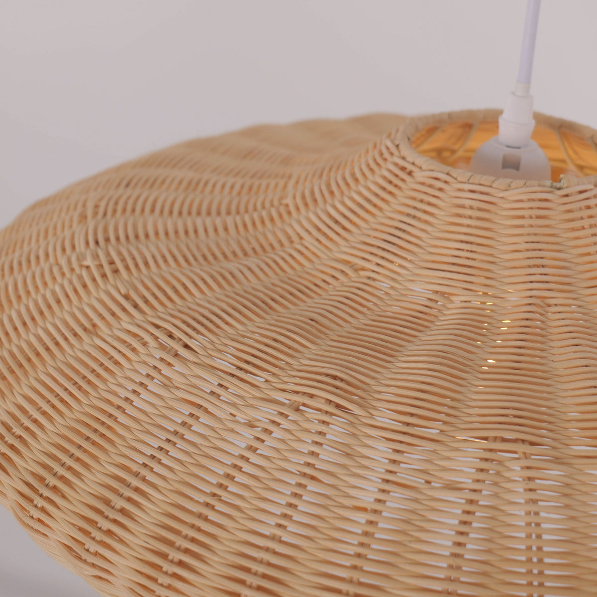 Lightsin Japanese Shell-Inspired Rattan Pendant Light Natural Serenity