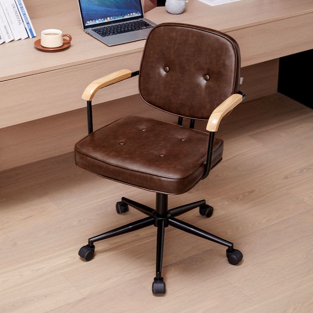 Traditional Brown Office Chair with Button Tufting