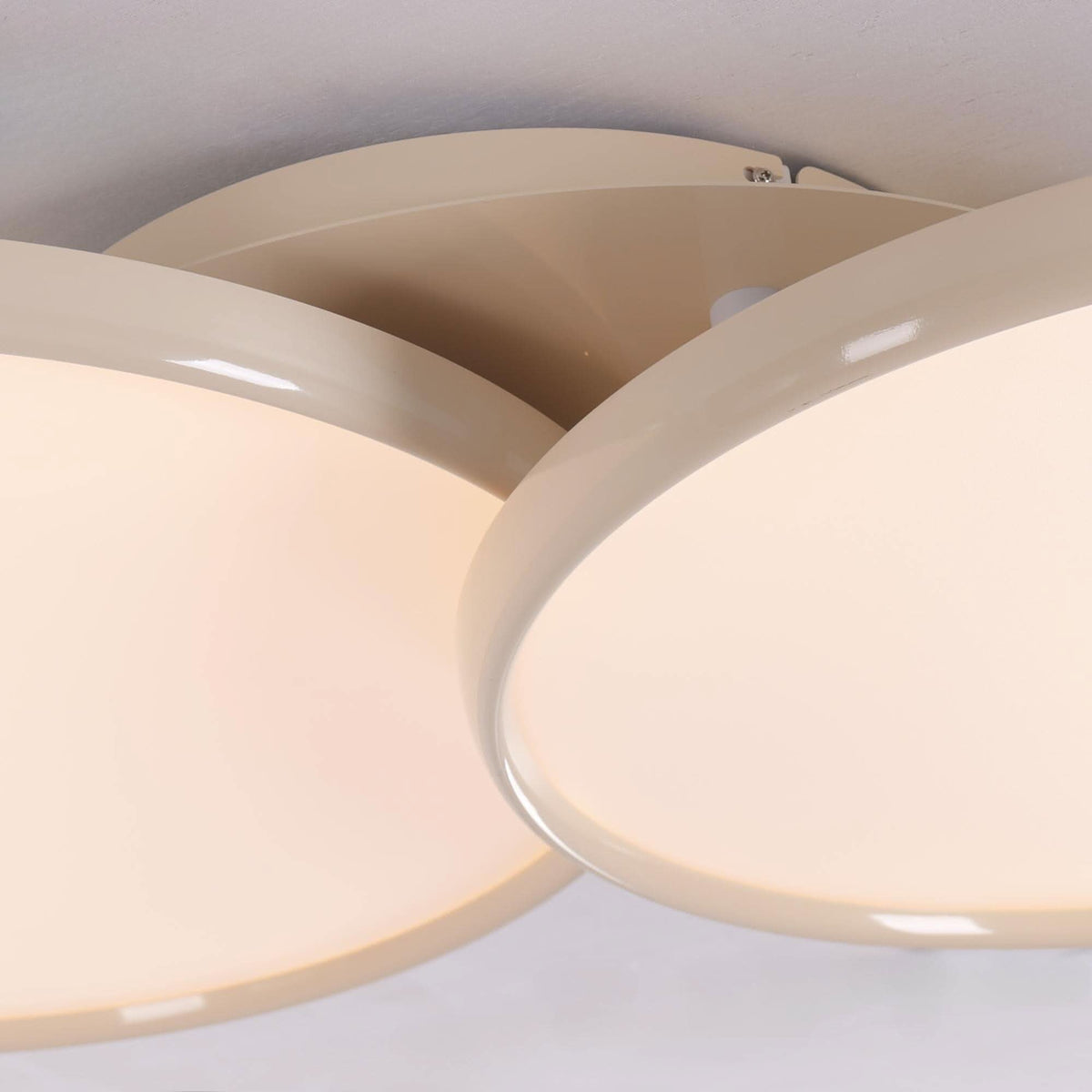 Lightsin Full Spectrum Dimmable Ivory White Aluminum Round LED Ceiling Light